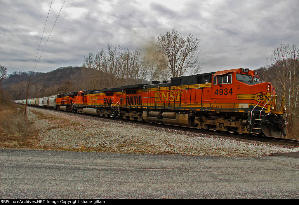 BNSF 4934 Slows For a meet.